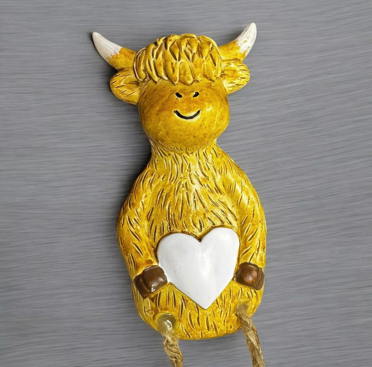 HEART HIGHLAND COW SHELF SITTER, 9CM